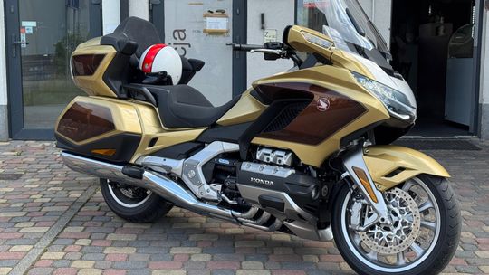 Gold Wing Tour już na stałe w redakcji! Pisaliśmy o nim: ZŁOTY, ALE SKROMNY!