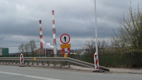 M YSZKÓW. NAPRAWY JUŻ NIE WYSTARCZĄ. WIADUKT DO ROZBIÓRKI. TRZEBA WYBUDOWAĆ  NOWY