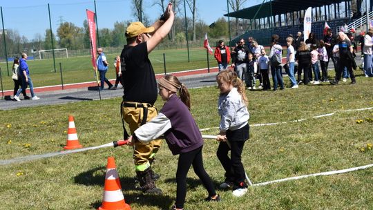 MYSZKÓW. 1-MAJOWY PIKNIK NA STADIONIE MIEJSKIM ZDJĘCIA