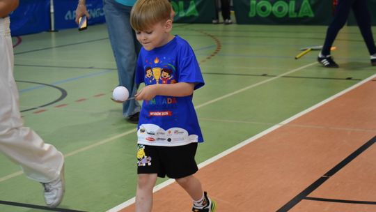 MYSZKÓW. OLMPIADA PRZEDSZKOLAKA. ŚWIETNA ZABAWA PRZEDSZKOLAKÓW Z MYSZKOWA I POWIATU MYSZKOWSKIEGO. ZDJĘCIA