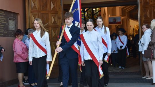 MYSZKÓW UCZCIŁ 235. ROCZNICĘ UCHWALENIA KONSTYTUCJI 3 MAJA. ZDJĘCIA