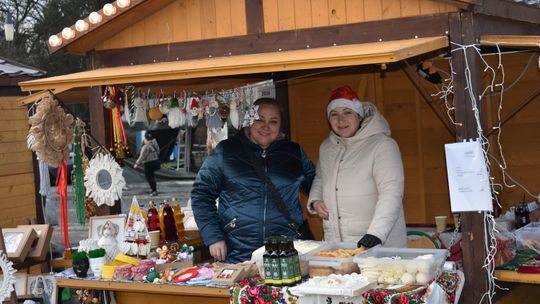 MYSZKÓW. ZOBACZCIE CO MOŻNA KUPIĆ NA JARMARKU BOŻONARODZENIOWYM PREZED DOMEM KULTURY ZDJĘCIA