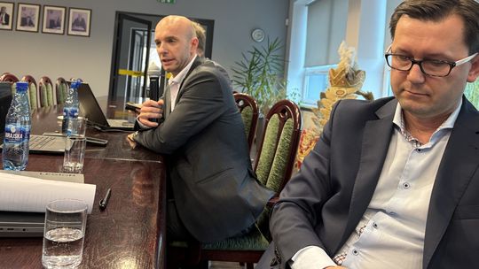 POSŁOWIE PiS PRZECIWKO ROZWOJOWI MYSZKOWA. Starosta Myszkowski z PiS nie sprzeciwia się ODWIERTOM