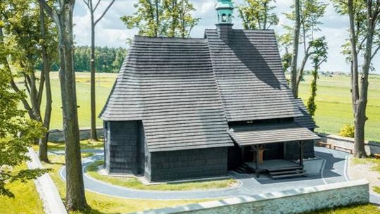 PRACE KONSERWATORSKIE W KOŚCIELE W CYNKOWIE ZAKOŃCZONE