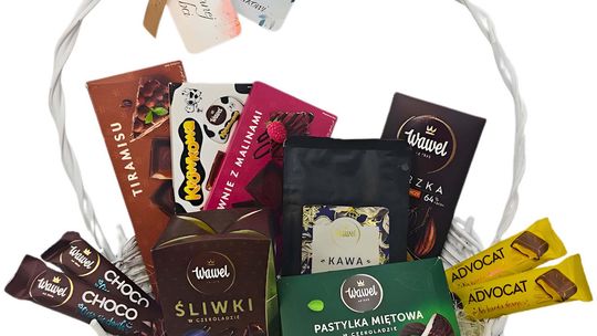 Prezenty dla Babci i Dziadka – zestawy pełne słodyczy i uśmiechu prosto od Wawel