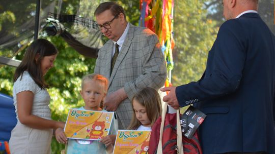 Pszczoły – od nich zależy tak wiele – nagrodzone prace