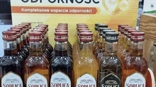 Soplica na odporność i sernik w płynnej postaci. Promocje na profilu „Shot Myszków” prawie na pewno są nielegalną reklamą alkoholu