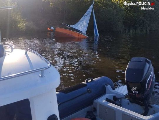 AKCJA RATUNKOWA MYSZKOWSKICH POLICJANTÓW NA ZBIORNIKU W PORAJU. URATOWALI DWIE OSOBY