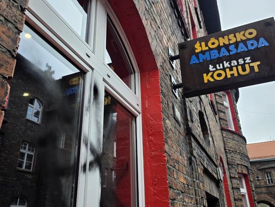 Brunatny atak na Ślōnsko Ambasada w Katowicach Brunatny atak na Ślōnsko Ambasada w Katowicach