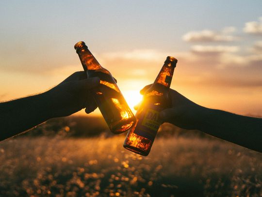 Czym grozi spożywanie alkoholu w miejscu publicznym?