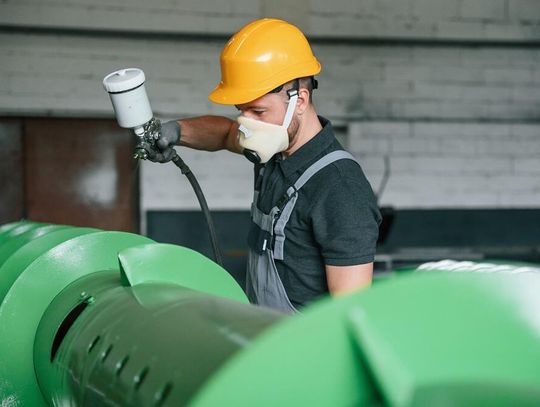 Dlaczego warto malować maszyny rolnicze? Praktyczne porady dla rolników