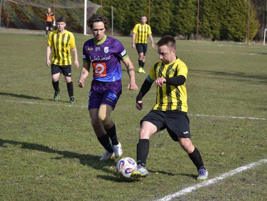 FAWORYCI BEZLITOŚNI DLA ZAWIERCIAŃSKICH DRUŻYN