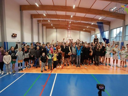 FESTIWAL KOSZYKÓWKI W ZAWIERCIU FESTIWAL KOSZYKÓWKI W ZAWIERCIU