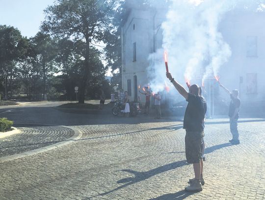 Gruss Gott der Ubermensch! Gruss Gott der Ubermensch!