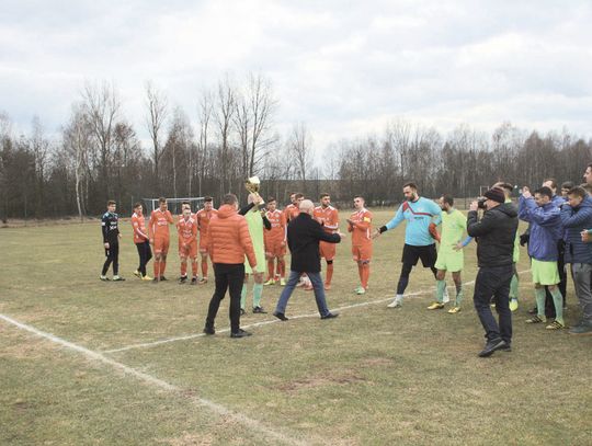 HISTORYCZNY TRIUMF POLONII PORAJ W PUCHARACH