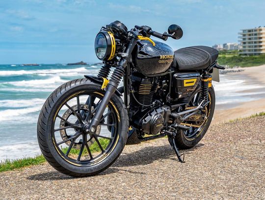 Honda GB 350 S w konkursie Wheels and Waves we Francji. Jak wypadną customowe przebudowy małej Hondy?