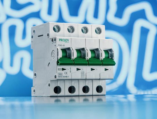 Jak dobrać zabezpieczenia elektryczne do instalacji PV? Praktyczny przewodnik (AC/DC) Jak dobrać zabezpieczenia elektryczne do instalacji PV? Praktyczny przewodnik (AC/DC)