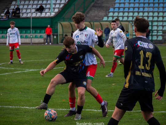 ŁAZOWIANKA I ŹRÓDŁO W GRUPIE POŚCIGOWEJ ŁAZOWIANKA I ŹRÓDŁO W GRUPIE POŚCIGOWEJ