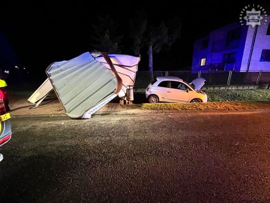 MYSZKÓW. 46 LETNIA, PIJANA KOBIETA, WJECHAŁA W PŁOT I PRZYSTANEK AUTOBUSOWY