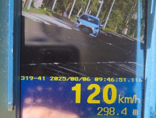 MYSZKÓW. PĘDZIŁ JAK SZALONY. 120 KILOMETRÓW NA GODZINĘ W TERENIE ZABUDOWANYM
