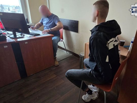 MYSZKÓW. ZAATAKOWAŁ POLICJANTA. ZŁAMAŁ MU NOS MYSZKÓW. ZAATAKOWAŁ POLICJANTA. ZŁAMAŁ MU NOS