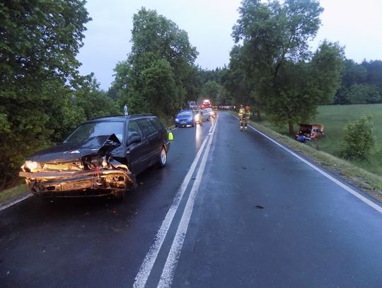 NIE CHCIAŁ UDERZYĆ W SARNĘ, ZDERZYŁ SIĘ Z INNYM POJAZDEM