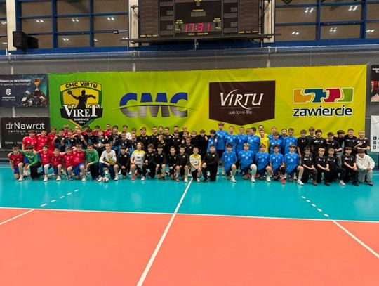 NOWOROCZNY TURNIEJ PIŁKI RĘCZNEJ W ZAWIERCIU