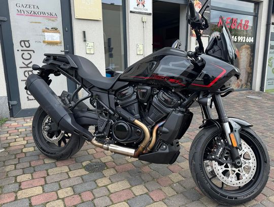 PIĄTEK, DOBRY POCZĄTEK NA HARLEY'A!