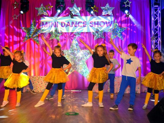 Siódma edycja MINI DANCE SHOW za nami: POWIATOWY KONKURS TANECZNY PRZYCIĄGNĄŁ WIELU UCZESTNIKÓW