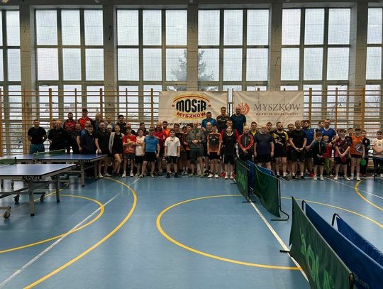 ŚWIĄTECZNO - NOWOROCZNEGO TURNIEJU TENISA STOŁOWEGO W MYSZKOWIE