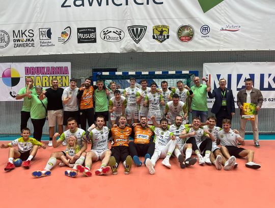 SZCZYPIORNIŚCI Z ZAWIERCIA NIEPOKONANI SZCZYPIORNIŚCI Z ZAWIERCIA NIEPOKONANI