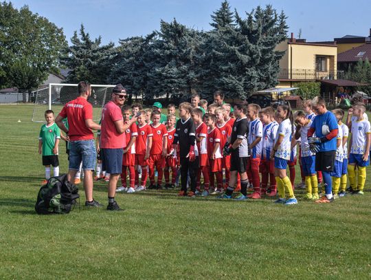 TURNIEJ „SPORTOWY LIPIEC” W SZCZEKOCINACH