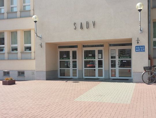 ZABÓJSTWO KSIĘDZA NA PLEBANII W KŁOBUCKU. JEST PRAWOMOCNY WYROK. WYŻSZA KARA DLA MORDERCY PO APELACJI
