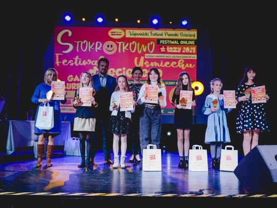 ZNAMY ZWYCIĘZCÓW FESTIWALU „STOKROTKOWO”