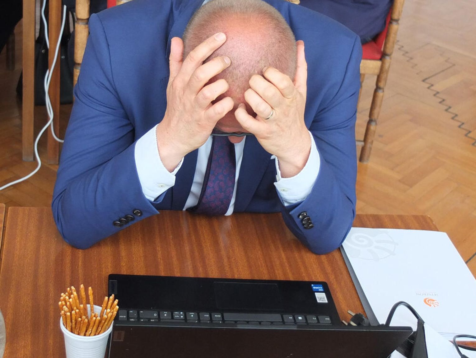 BARTNIK NIE MOŻE SIĘ POGODZIĆ ŻE PRZEGRAŁ Z ŻAKIEM. SĄD ODRZUCIŁ JEGO PROTEST. BARTNIK DALEJ POWTARZA „OSKARŻENIA”