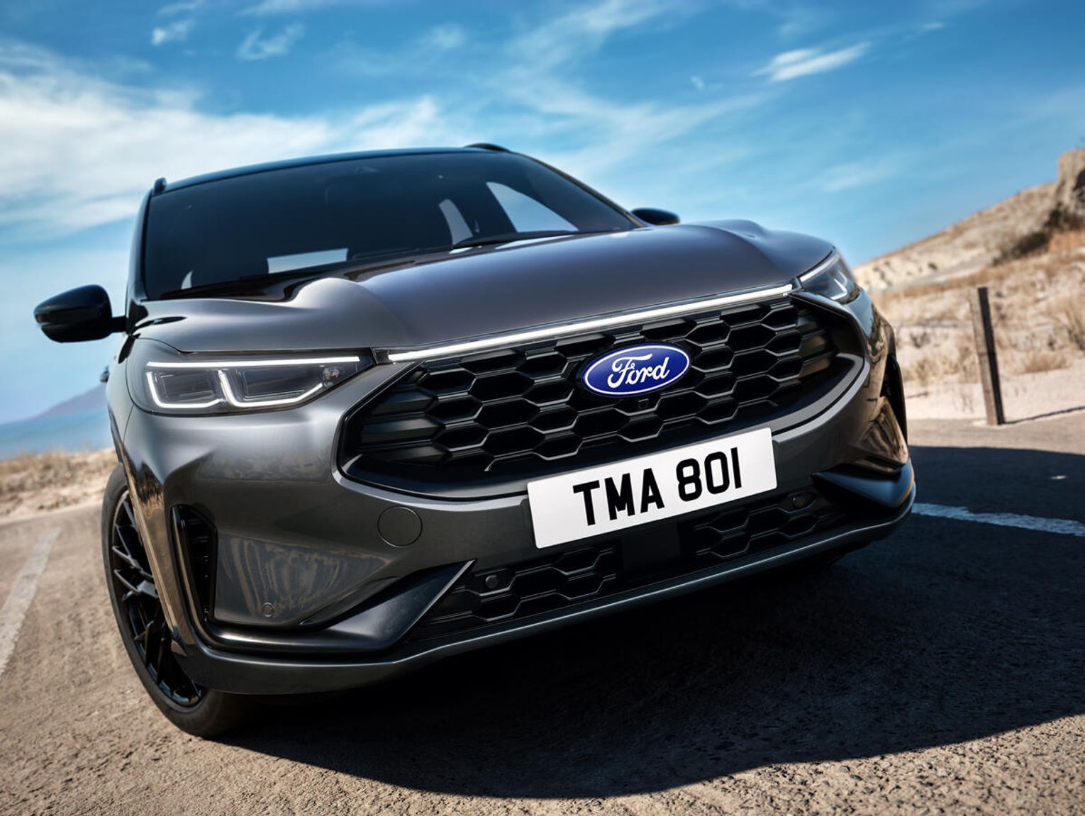 Ekskluzywny pakiet stylistyczny Black dla Forda Kuga