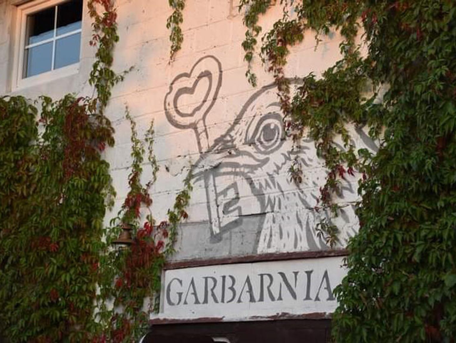 GARBARNIA Artysta ze Szczekocin urządził pracownię i galerię w starej garbarni swojego dziadka