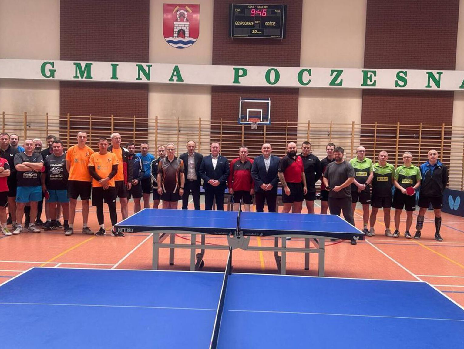 MIESZKAŃCY GMINY ŻARKI DRUŻYNOWYMI MISTRZAMI POLSKI AMATORÓW W TENISIE STOŁOWYM