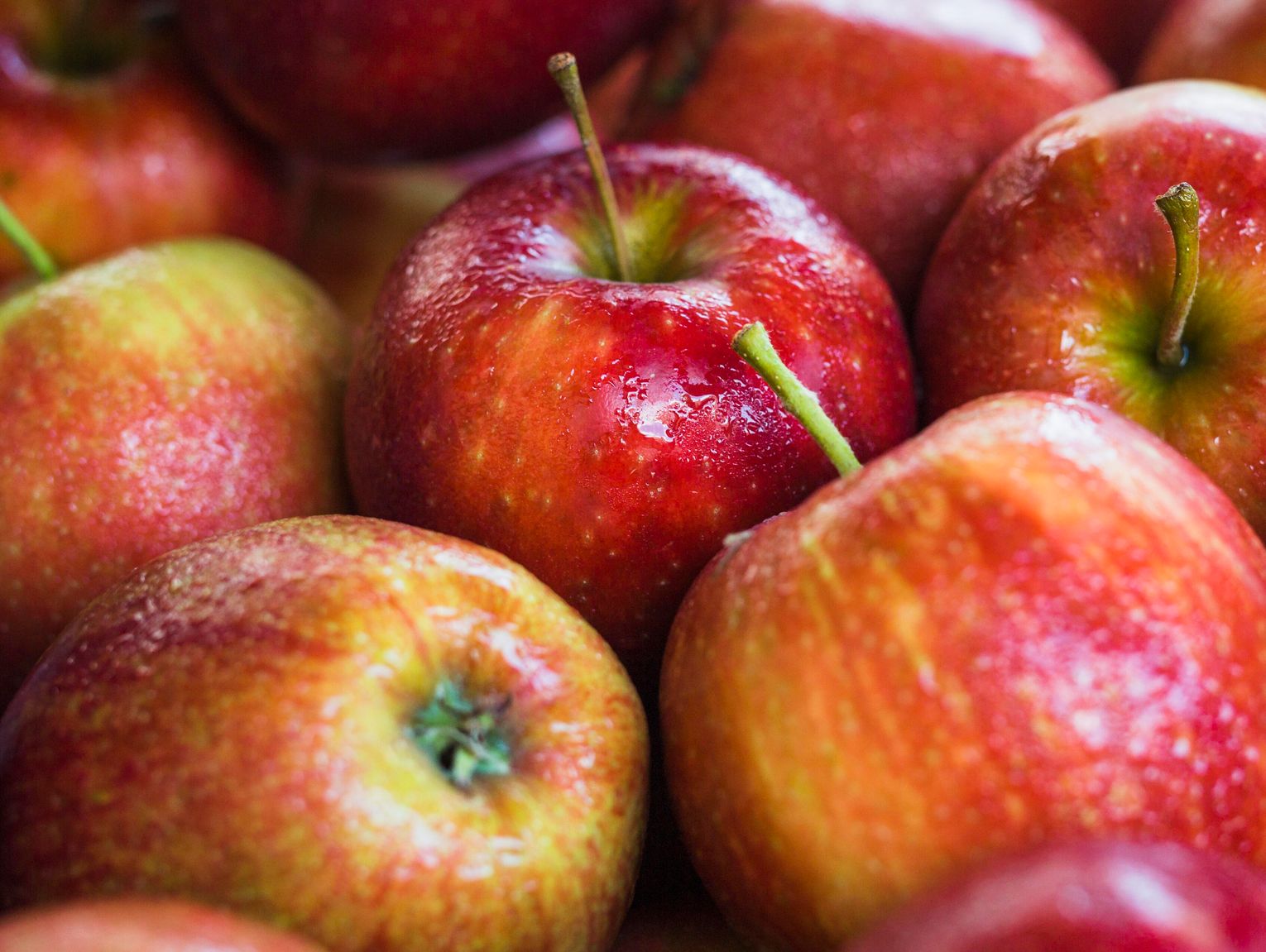 Naukowo o jabłkach i soku jabłkowym! Co mówią badania na ten temat?