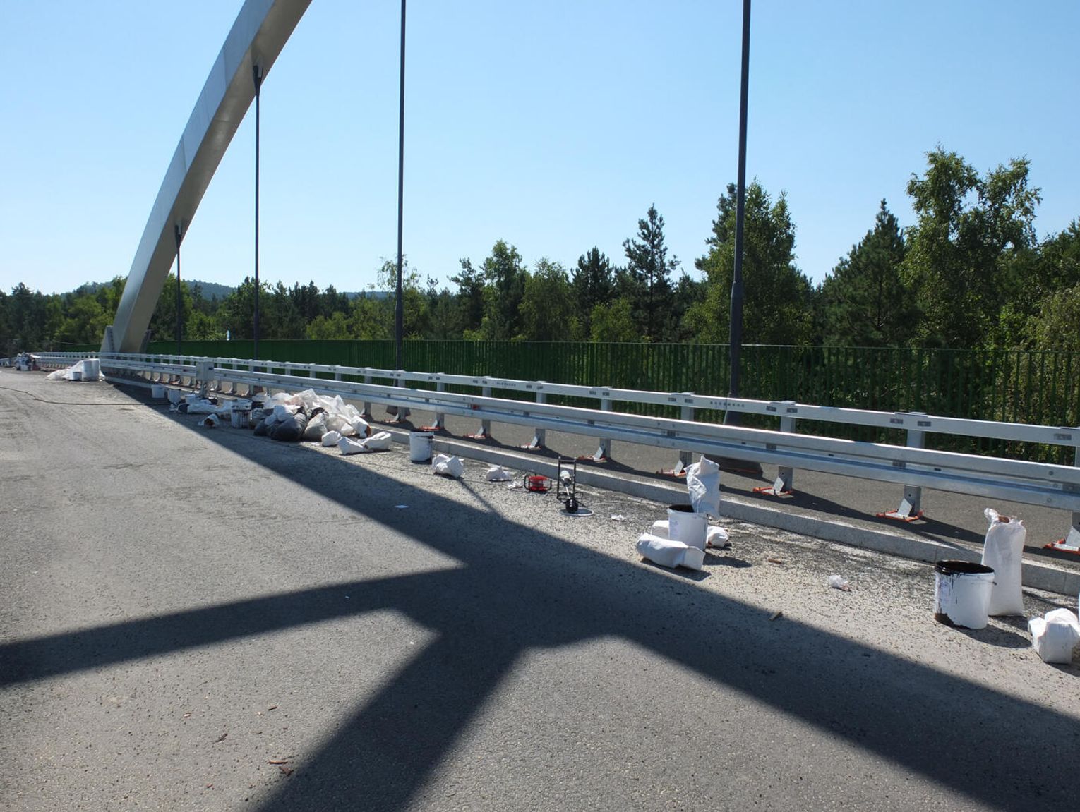 Pijany kierował autem. Chciał przekupić policjantów