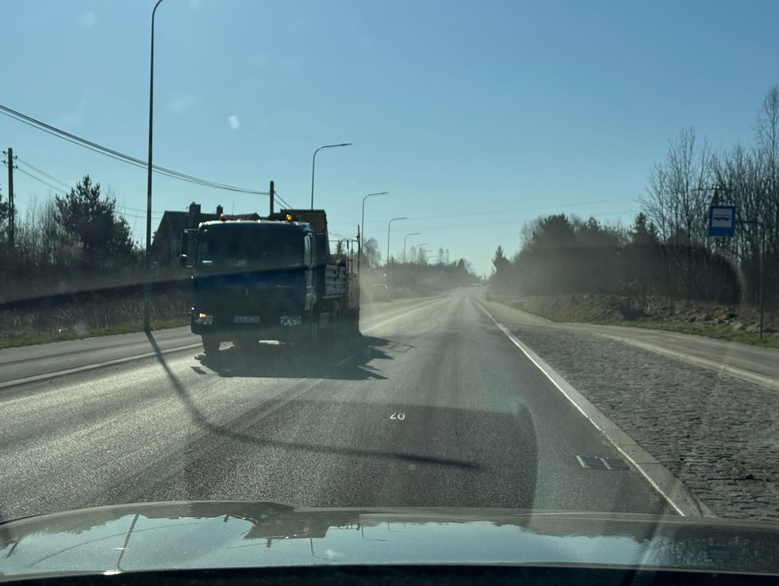 ZAMIATARKA KURZY. STAROSTA ICH TŁUMACZY