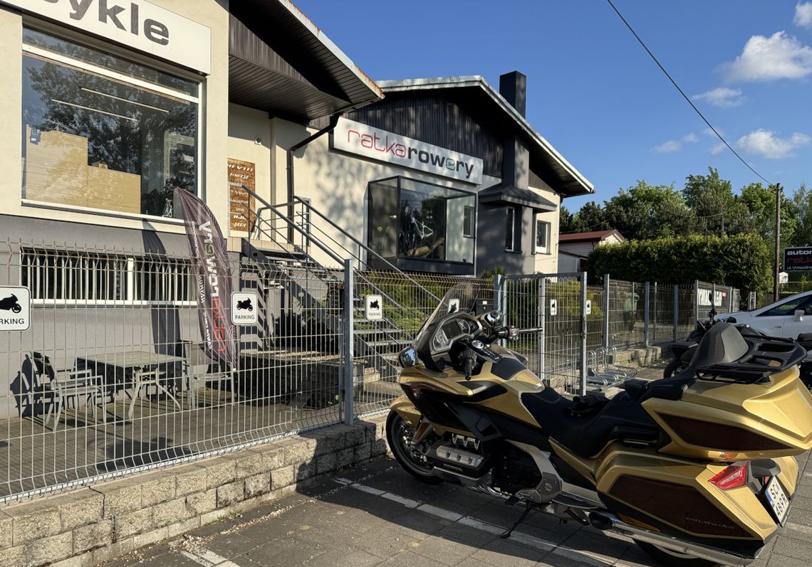 Atmosfera i dobór indywidualny kasku. Tylko Ratka Motocykle!