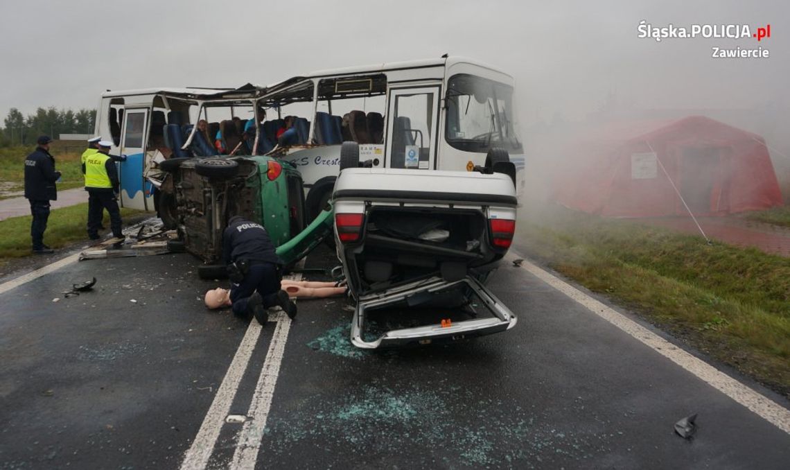 Autobus przewożący dzieci stanął w płomieniach