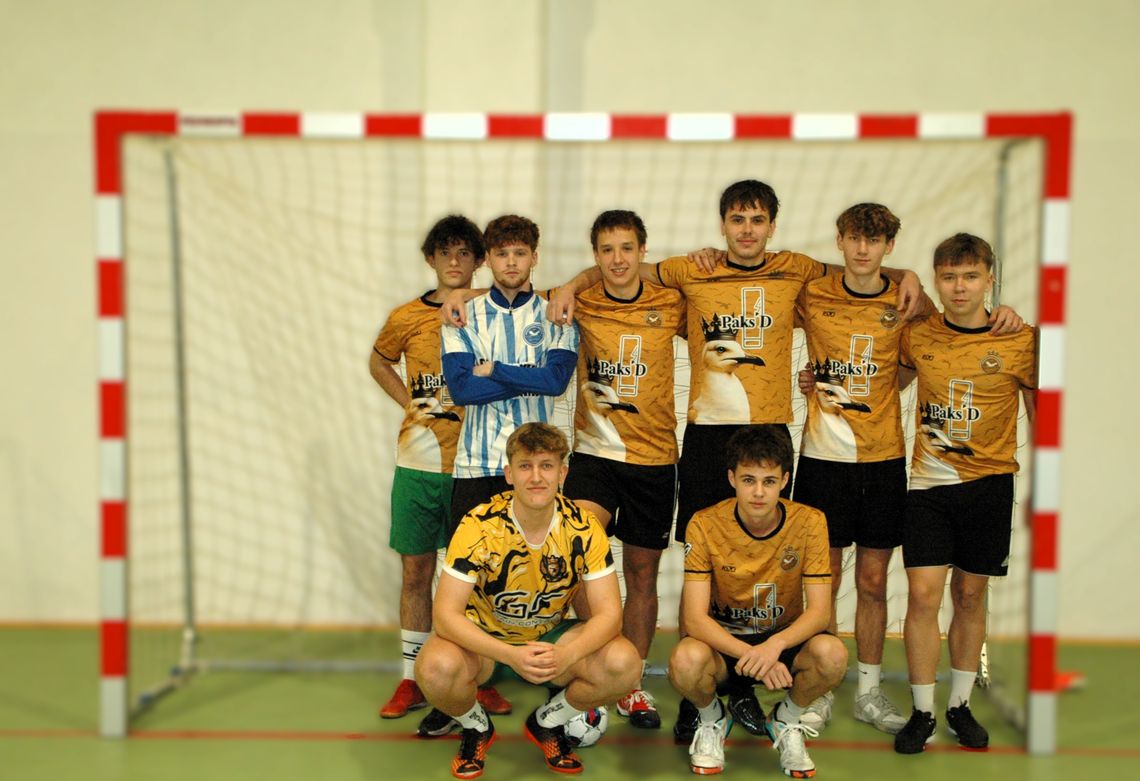 BEZ ZMIAN NA POZYCJI LIDERA