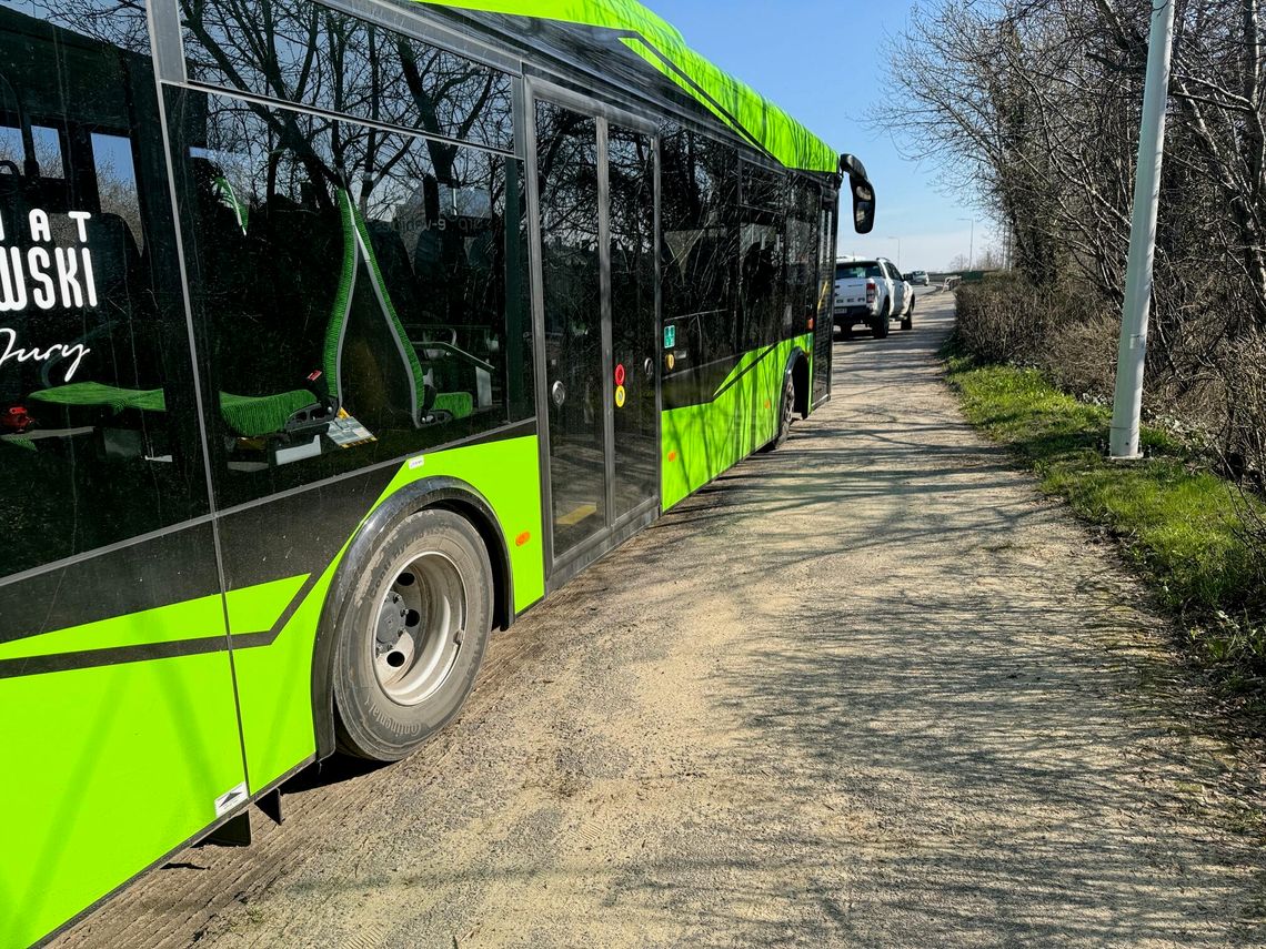 CBA bada myszkowskie autobusy elektyczne! Były zatrzymania. Radni pytają od 2 miesięcy, a starosta milczy CBA bada myszkowskie autobusy elektyczne! Były zatrzymania. Radni pytają od 2 miesięcy, a starosta milczy