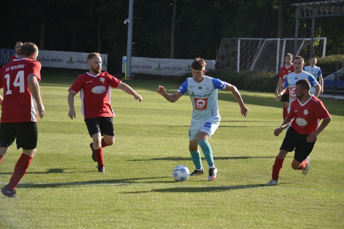 DOTKLIWE PORAŻKI DRUŻYN Z POWIATU ZAWIERCIAŃSKIEGO DOTKLIWE PORAŻKI DRUŻYN Z POWIATU ZAWIERCIAŃSKIEGO