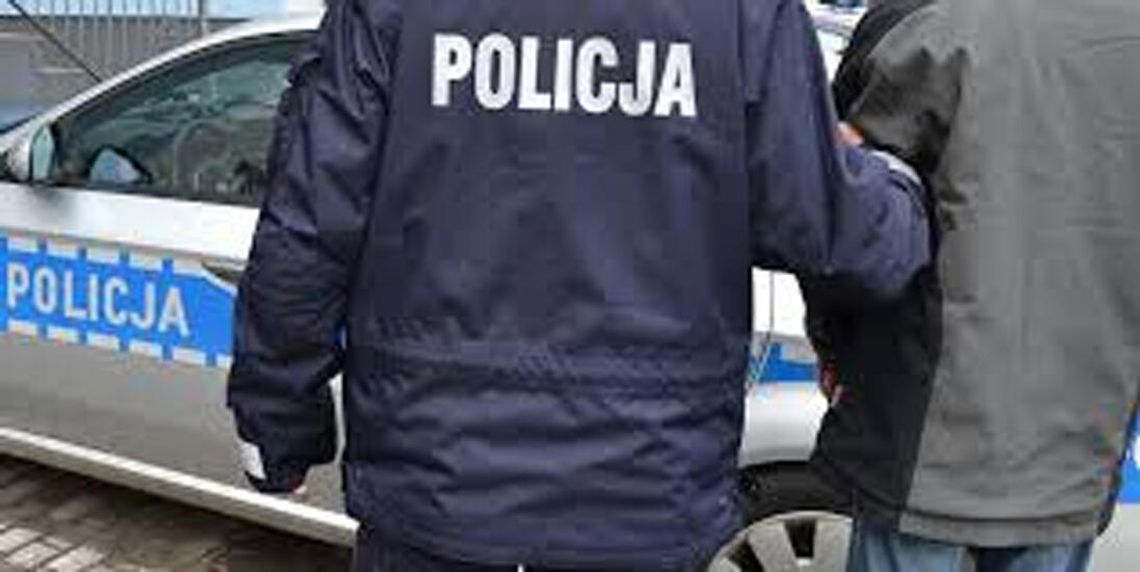 Dróżnik nie zamknął przejazdu. Jest oskarżony o spowodowanie zagrożenia