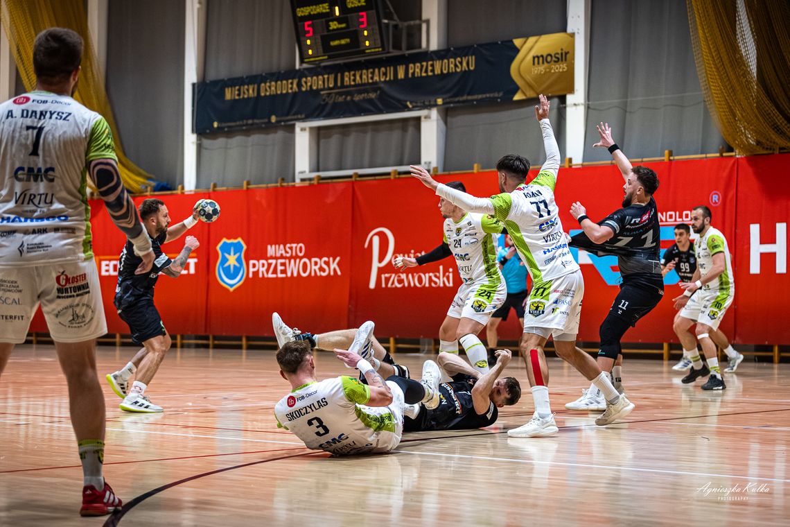 DRUGA LIGOWA PORAŻKA VIRETU DRUGA LIGOWA PORAŻKA VIRETU