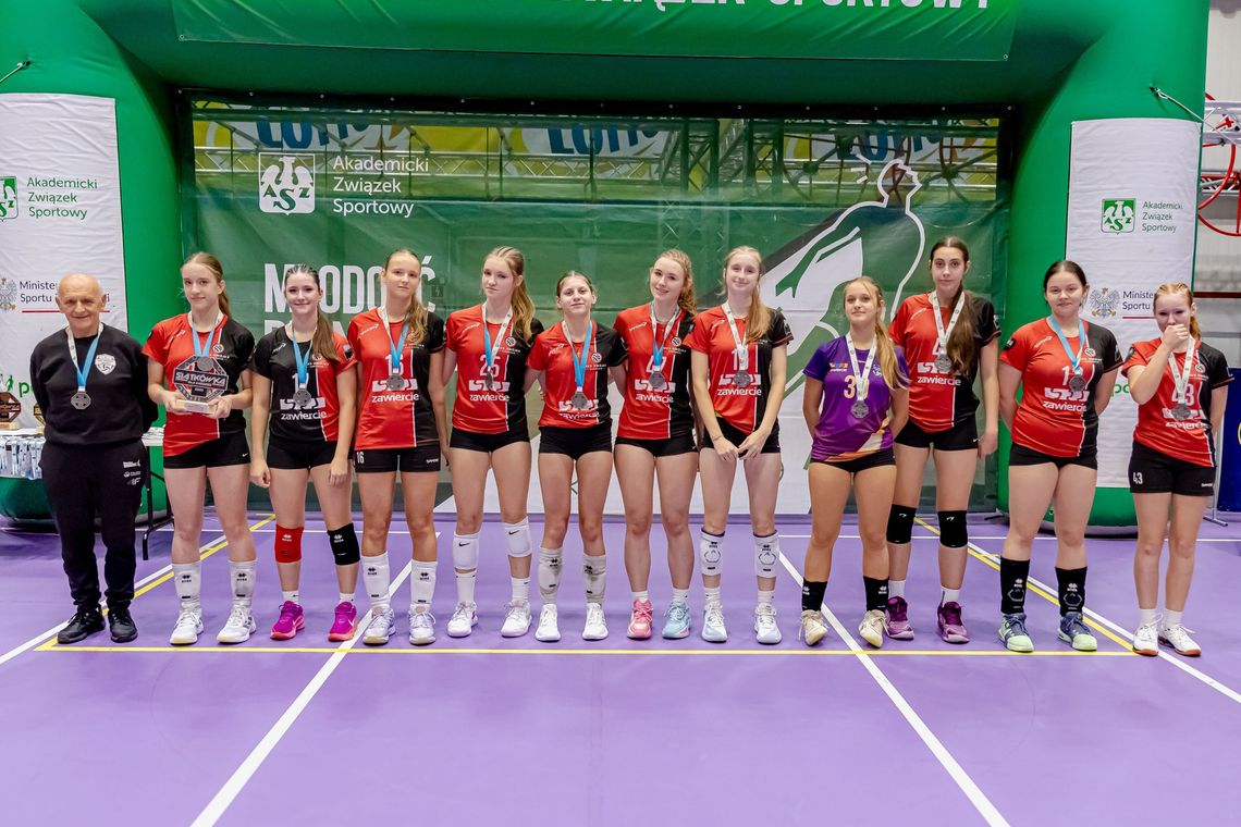 „DUMNI Z NIEPODLEGŁEJ” - MŁODZIEŻOWY TURNIEJ SIATKARSKI „DUMNI Z NIEPODLEGŁEJ” - MŁODZIEŻOWY TURNIEJ SIATKARSKI