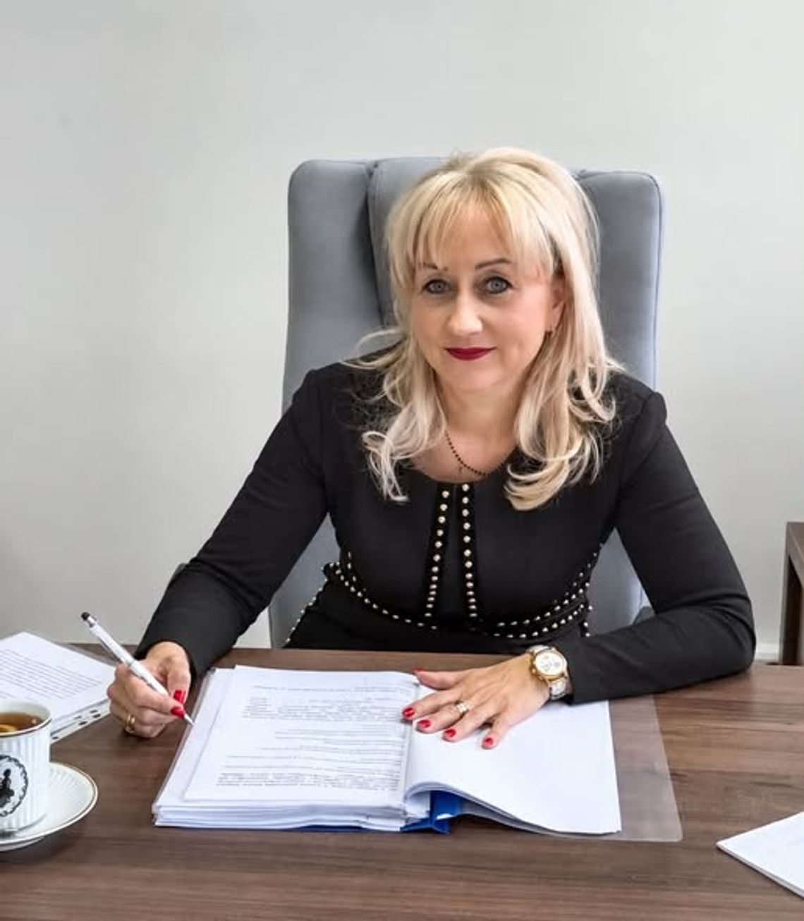 DZISIAJ KOLEJNA PRÓBA ODWOŁANIA OSKARŻONEJ PRZEWODNICZĄCEJ. TA PORÓWNUJE TO DO ATAKU SOWIETÓW NA POLSKĘ. NIEZŁY ODLOT! DZISIAJ KOLEJNA PRÓBA ODWOŁANIA OSKARŻONEJ PRZEWODNICZĄCEJ. TA PORÓWNUJE TO DO ATAKU SOWIETÓW NA POLSKĘ. NIEZŁY ODLOT!